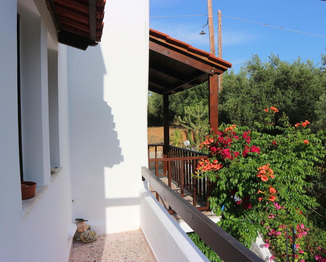 Oliaria Apartments Platanés Exteriér fotografie