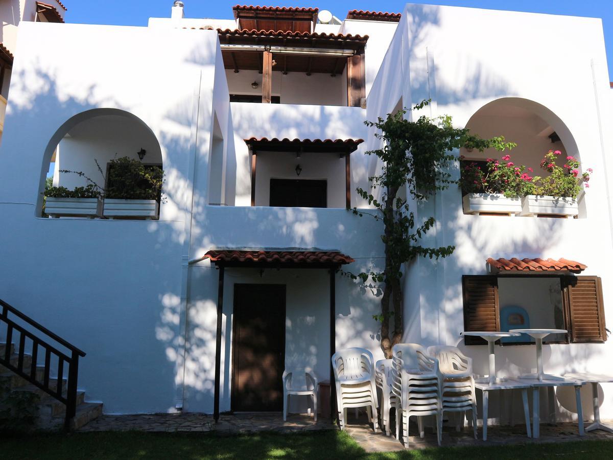 Oliaria Apartments Platanés Exteriér fotografie