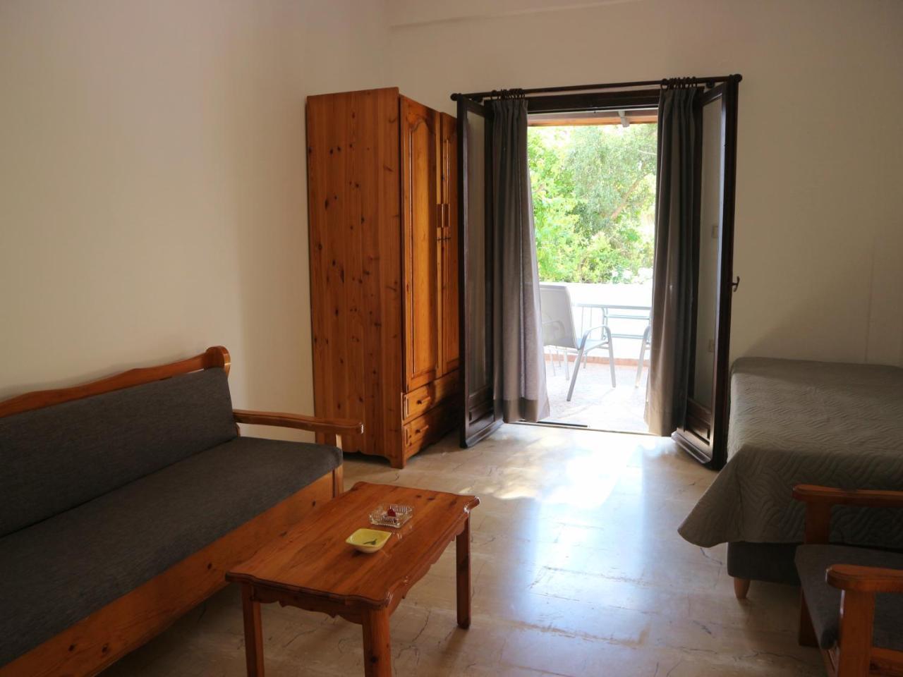 Oliaria Apartments Platanés Exteriér fotografie